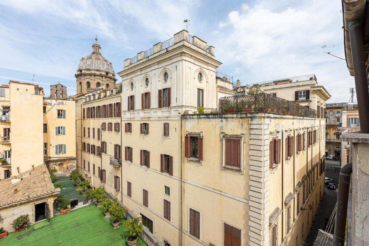 Campo De' Fiori Penthouse-Rental In ローマ エクステリア 写真