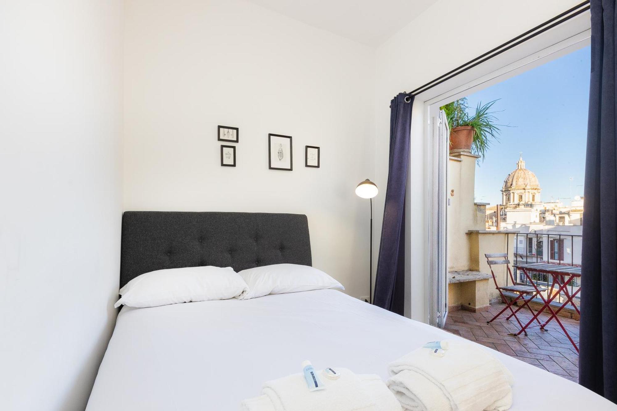 Campo De' Fiori Penthouse-Rental In ローマ エクステリア 写真