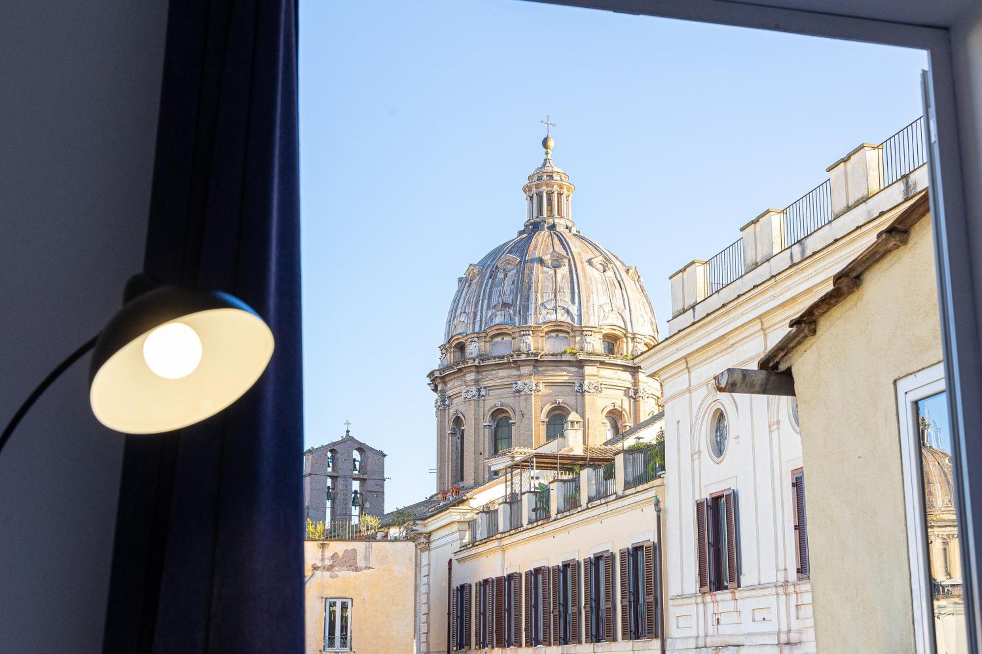 Campo De' Fiori Penthouse-Rental In ローマ エクステリア 写真