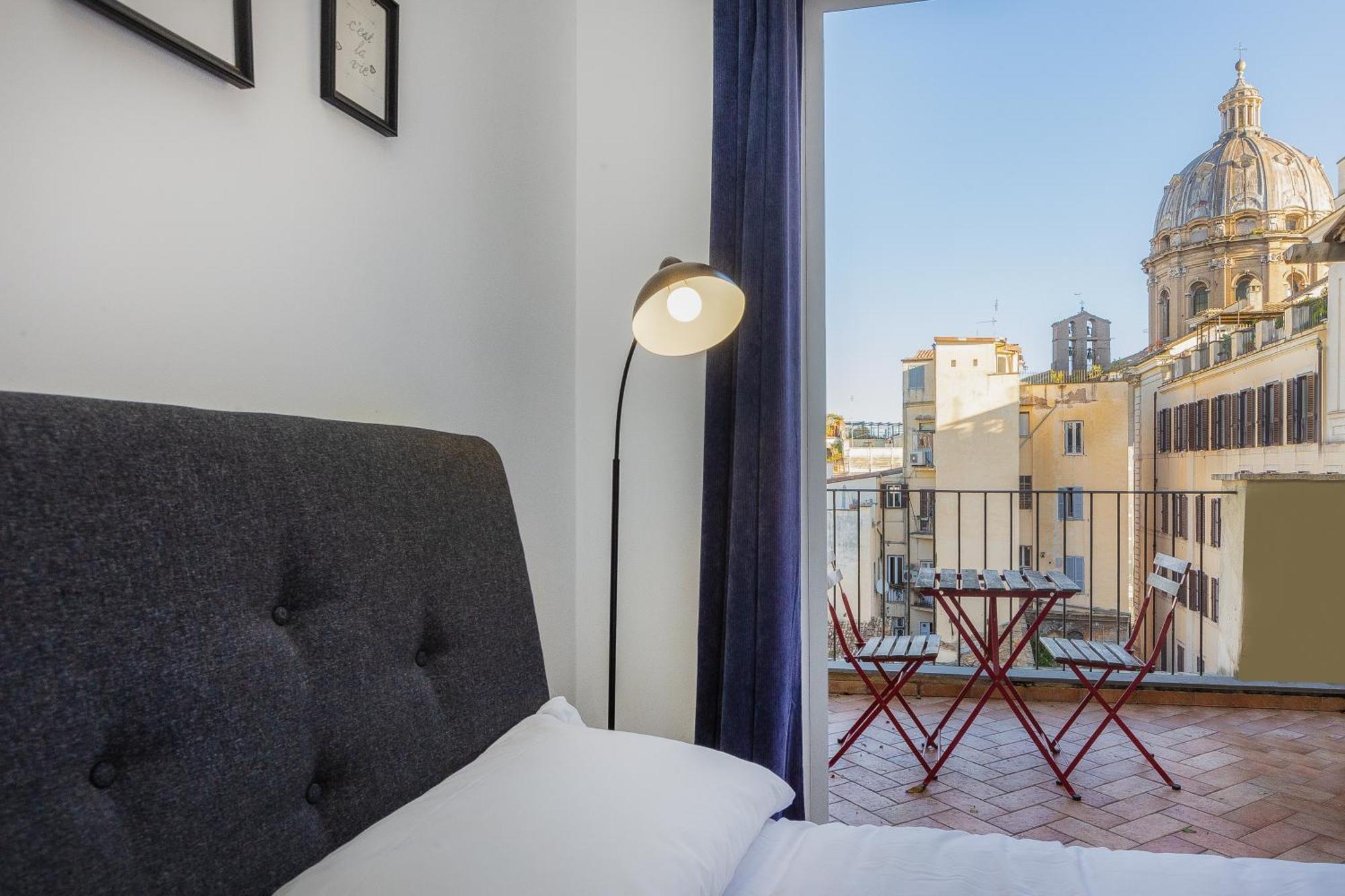 Campo De' Fiori Penthouse-Rental In ローマ エクステリア 写真